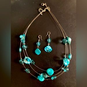 16 inch. choker with turquoise colored accents